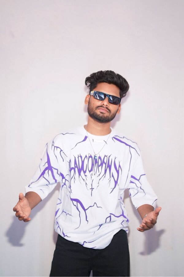 Over size back print T shirt white